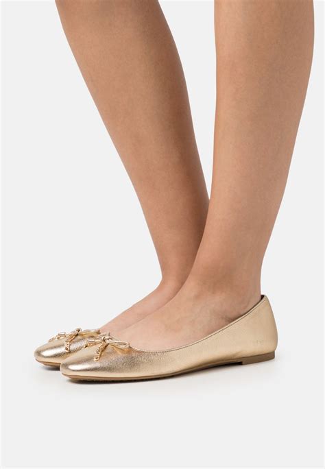 michael kors ballerina sale spitz|Michael kors ballet flats + FREE SHIPPING .